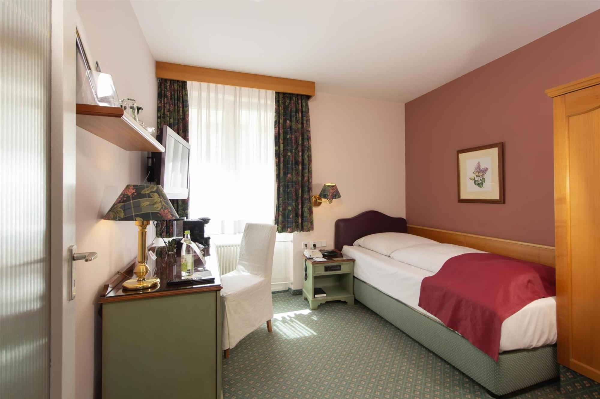Western Premier Rebstock Hotel 4*